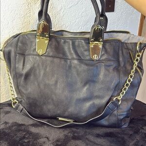 Steve Madden Elegant Black Leather Tote Bag